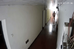 武汉大学生因室友电瓶燃爆致烧伤民事案件将诉前调解父亲：起诉室友等6方索赔医疗费，大学生起诉和三级房东
