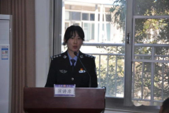 白烨以前叫什么名字,从原名到知名作家，探寻其文学之路